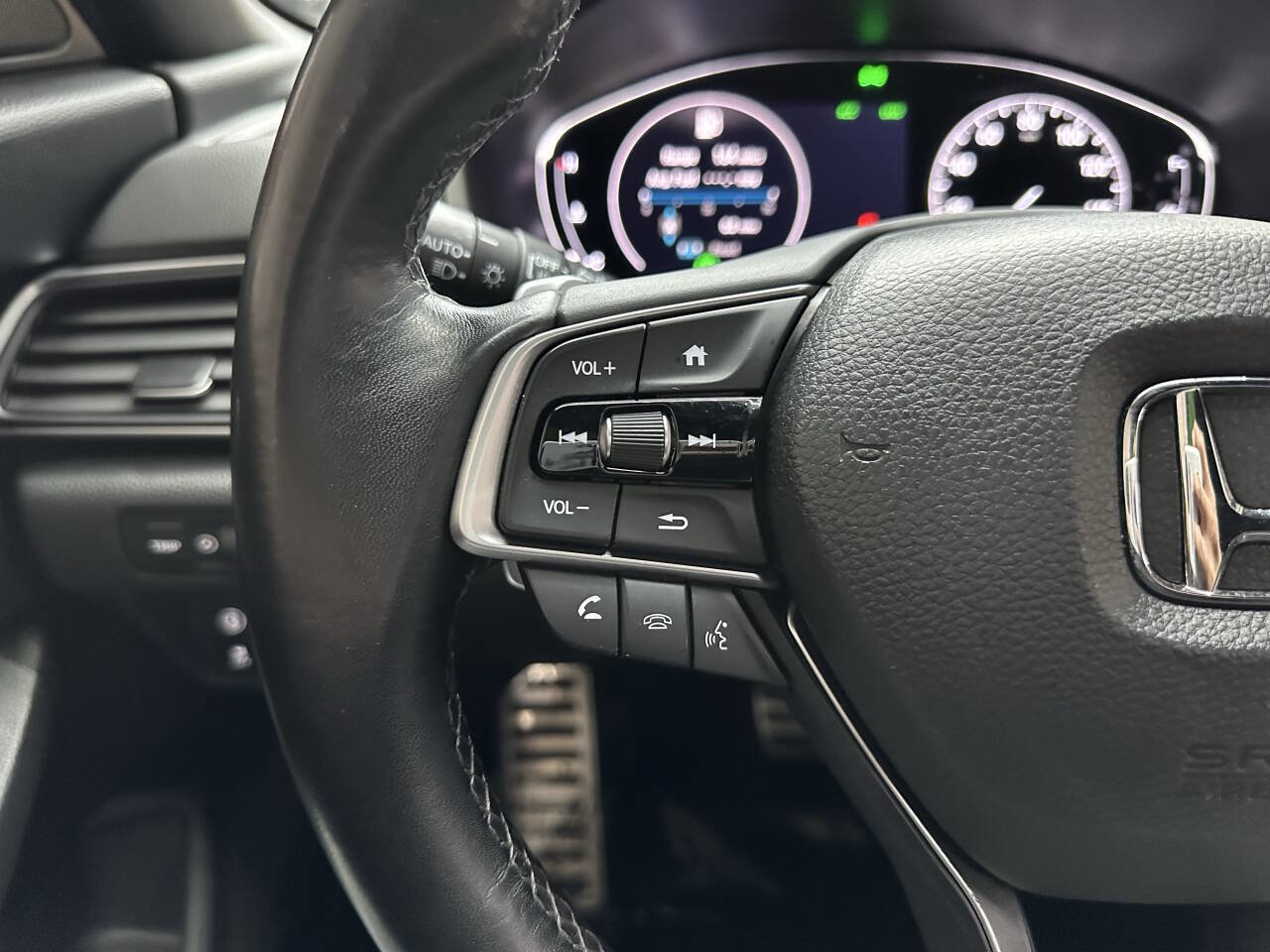 Used 2018 Honda Accord Sport image 21