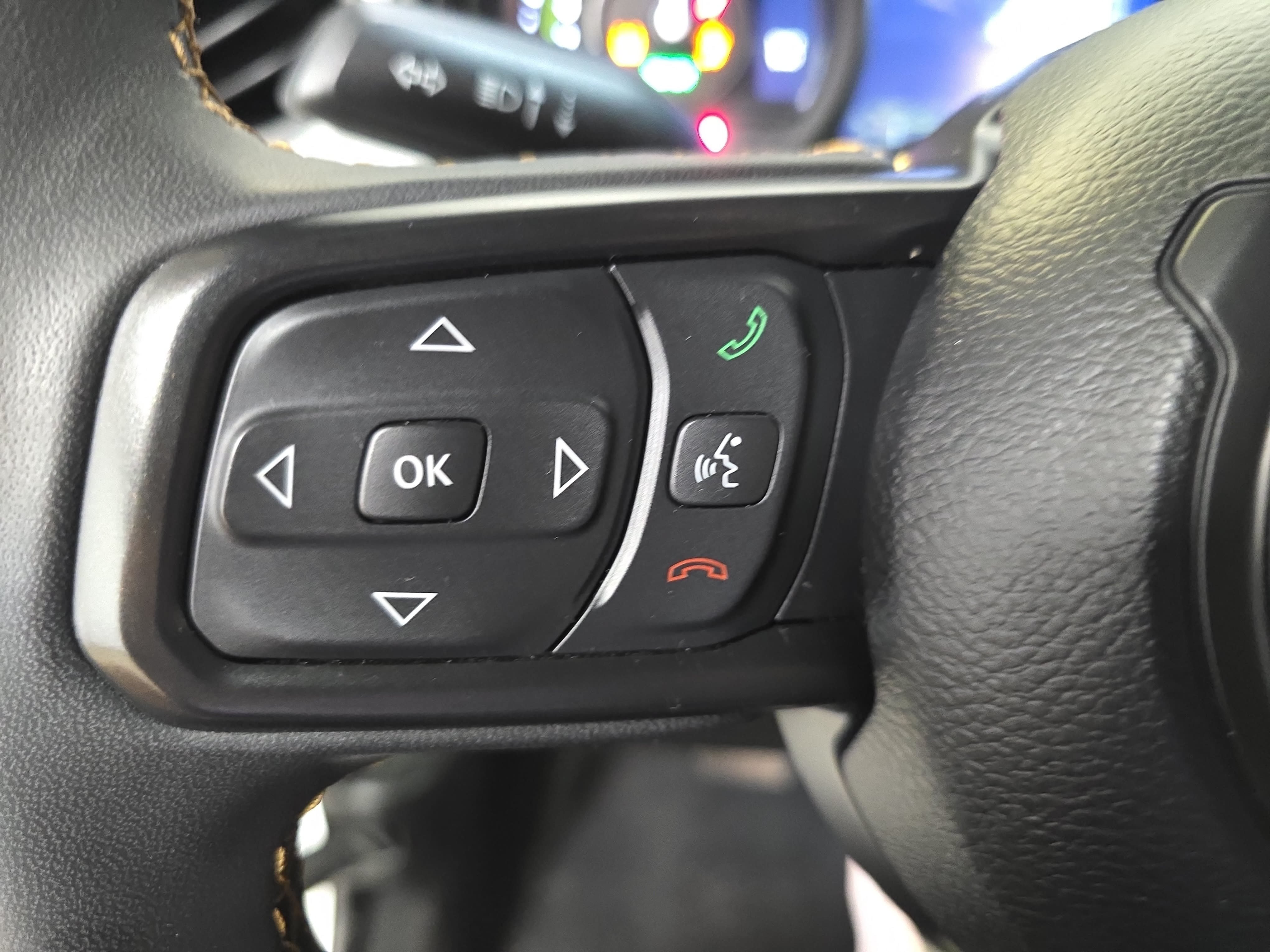Used 2024 Jeep Wrangler Unlimited AWD/4WD image 14