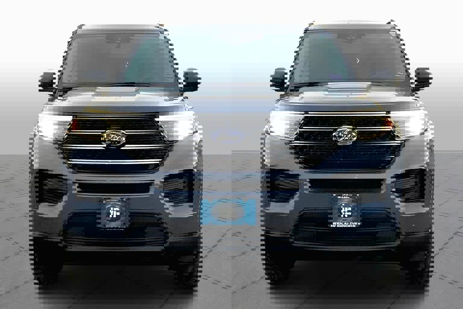 Used 2021 Ford Explorer XLT w/ Class III Trailer Tow Package image 4