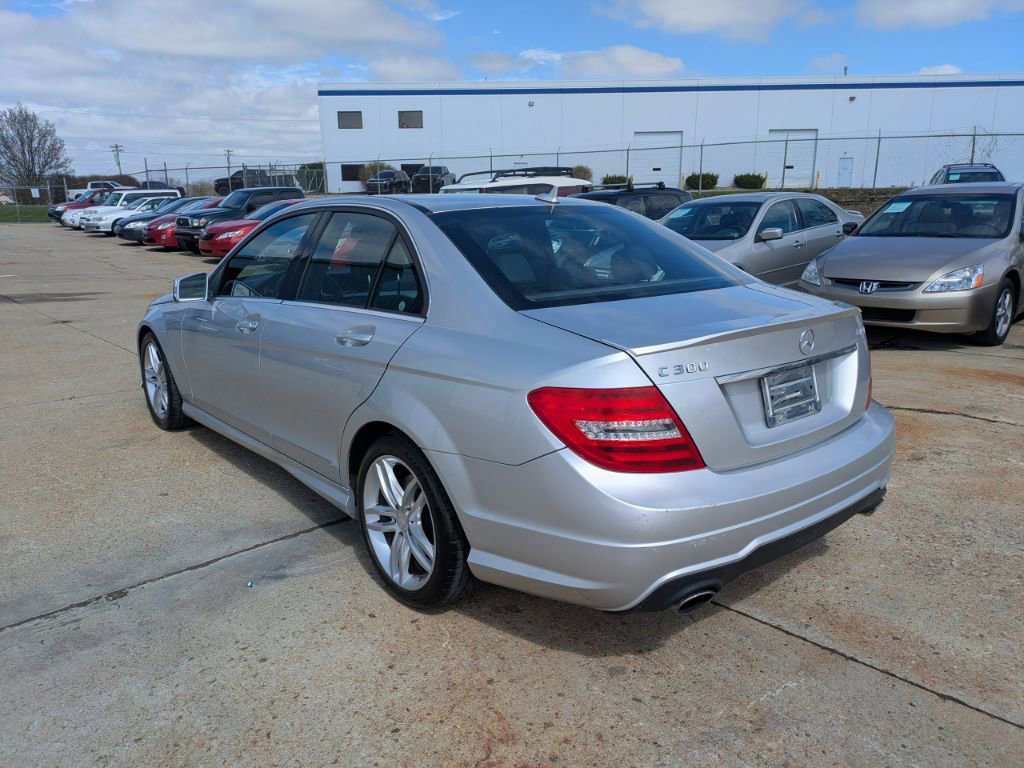 Used 2014 Mercedes-Benz C 300 4MATIC Sedan image 7
