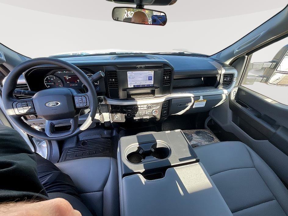 New 2026 Ford F250 XL w/ FX4 Off-Road Package image 12