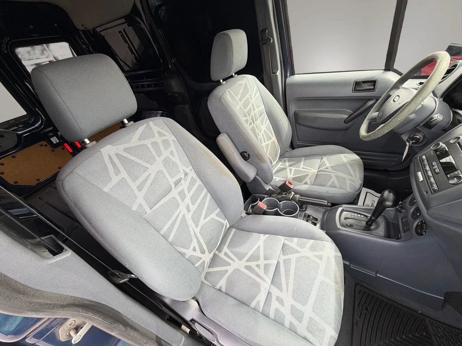 Used 2013 Ford Transit Connect XLT FWD image 14