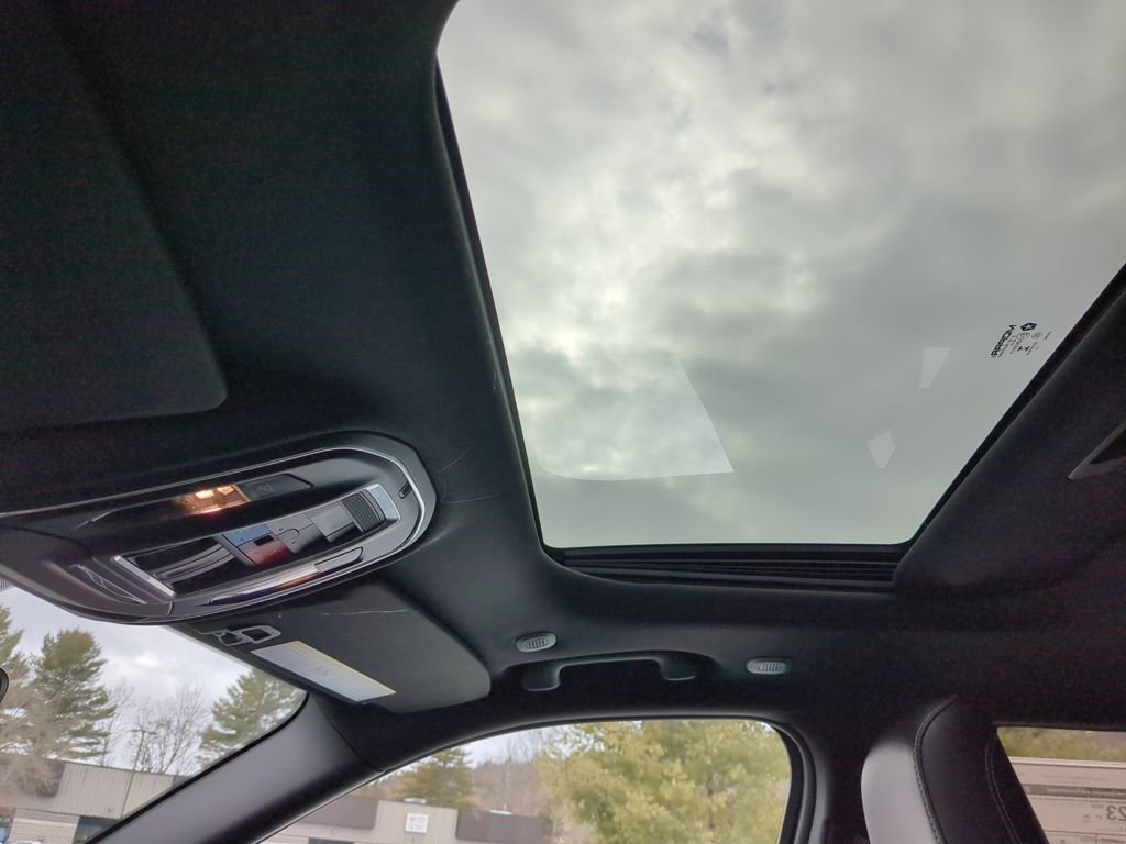 New 2026 Jeep Grand Cherokee Altitude image 27