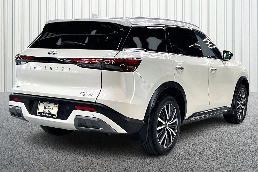 Used 2023 INFINITI QX60 Sensory w/ Vision Package image 6