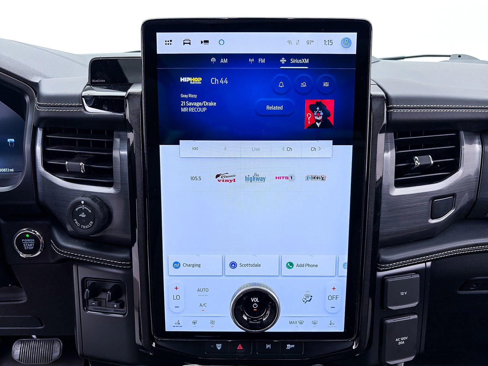 Used 2023 Ford F150 Lightning Platinum image 23