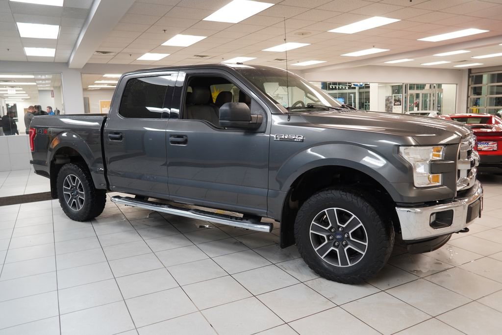Used 2015 Ford F150 XLT image 13