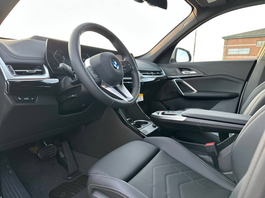 New 2026 BMW X1 xDrive28i w/ Technology Package AWD/4WD image 17