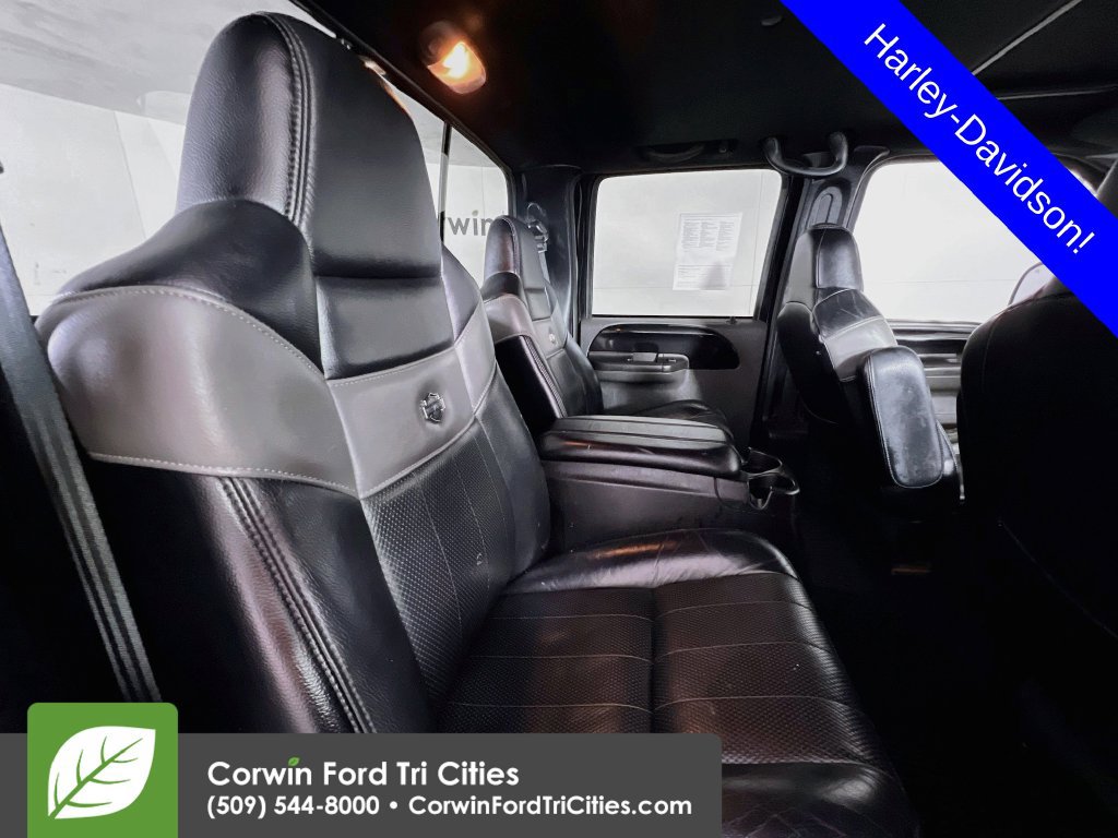 Used 2005 Ford F350 Harley-Davidson AWD/4WD image 15