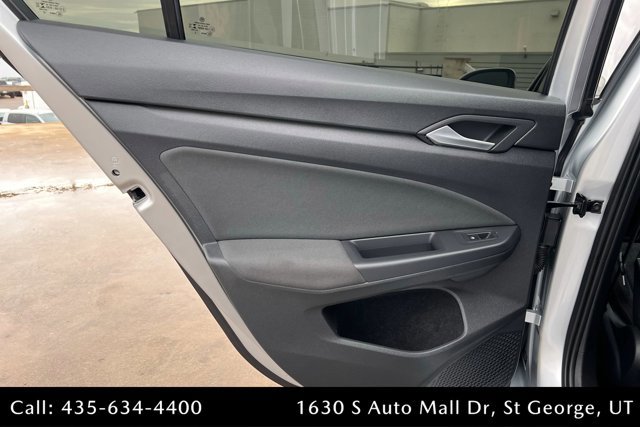 Used 2022 Volkswagen GTI SE image 18