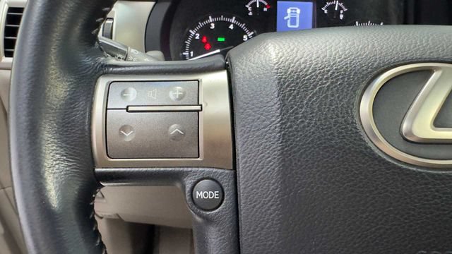 Used 2016 Lexus GX 460 w/ Navigation Package AWD/4WD image 30