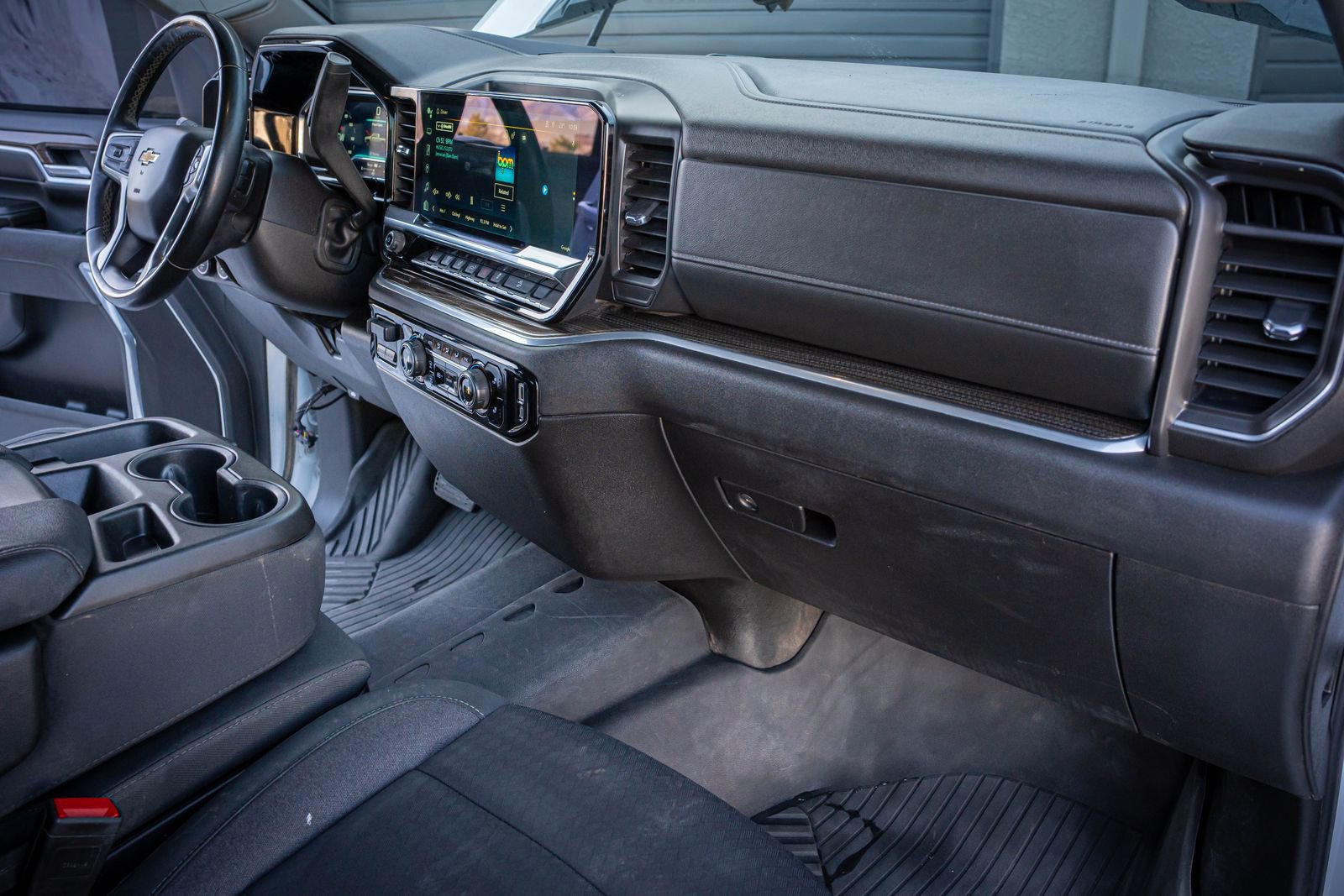 Used 2024 Chevrolet Silverado 2500 LT image 32