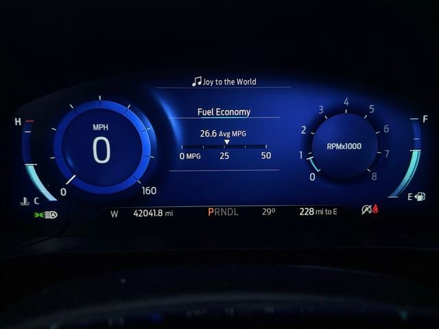 Used 2022 Ford Escape Titanium w/ Class II Trailer Tow Package image 26