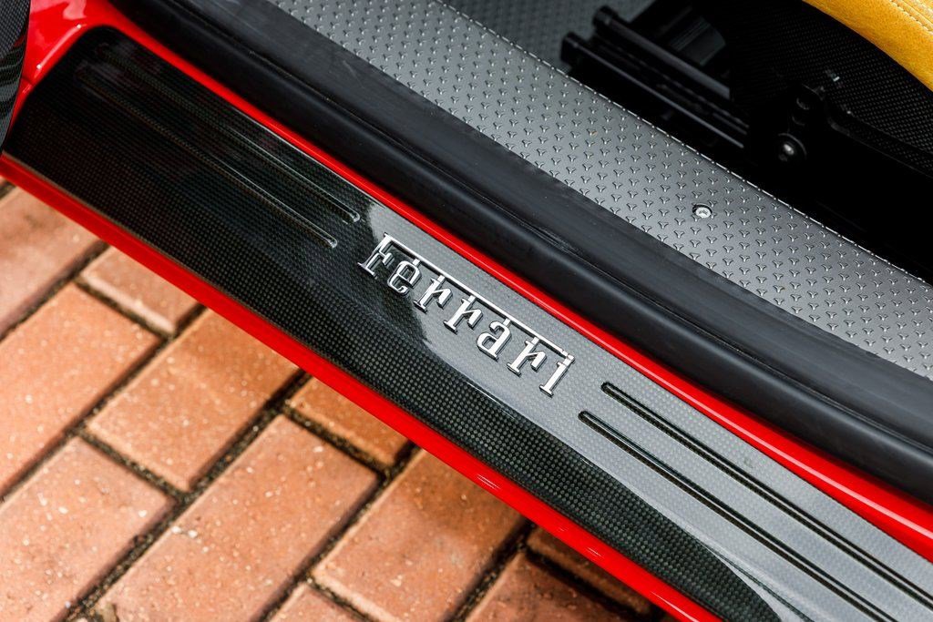 Used 2015 Ferrari 458 Speciale A image 20