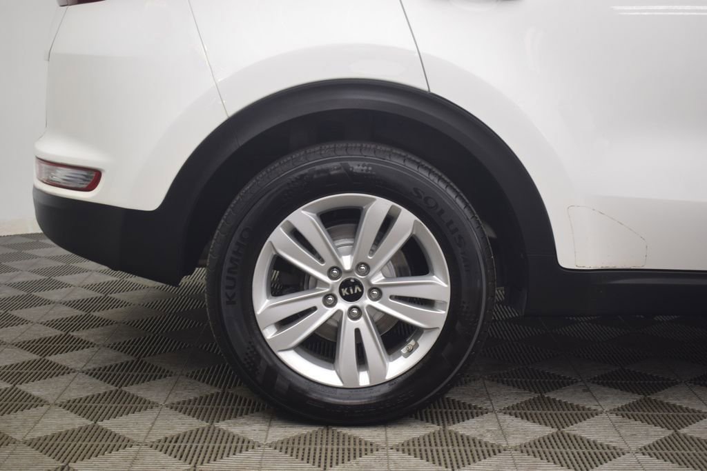 Used 2018 Kia Sportage LX image 28