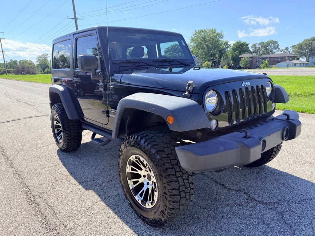 Used 2017 Jeep Wrangler Sport AWD/4WD video 3
