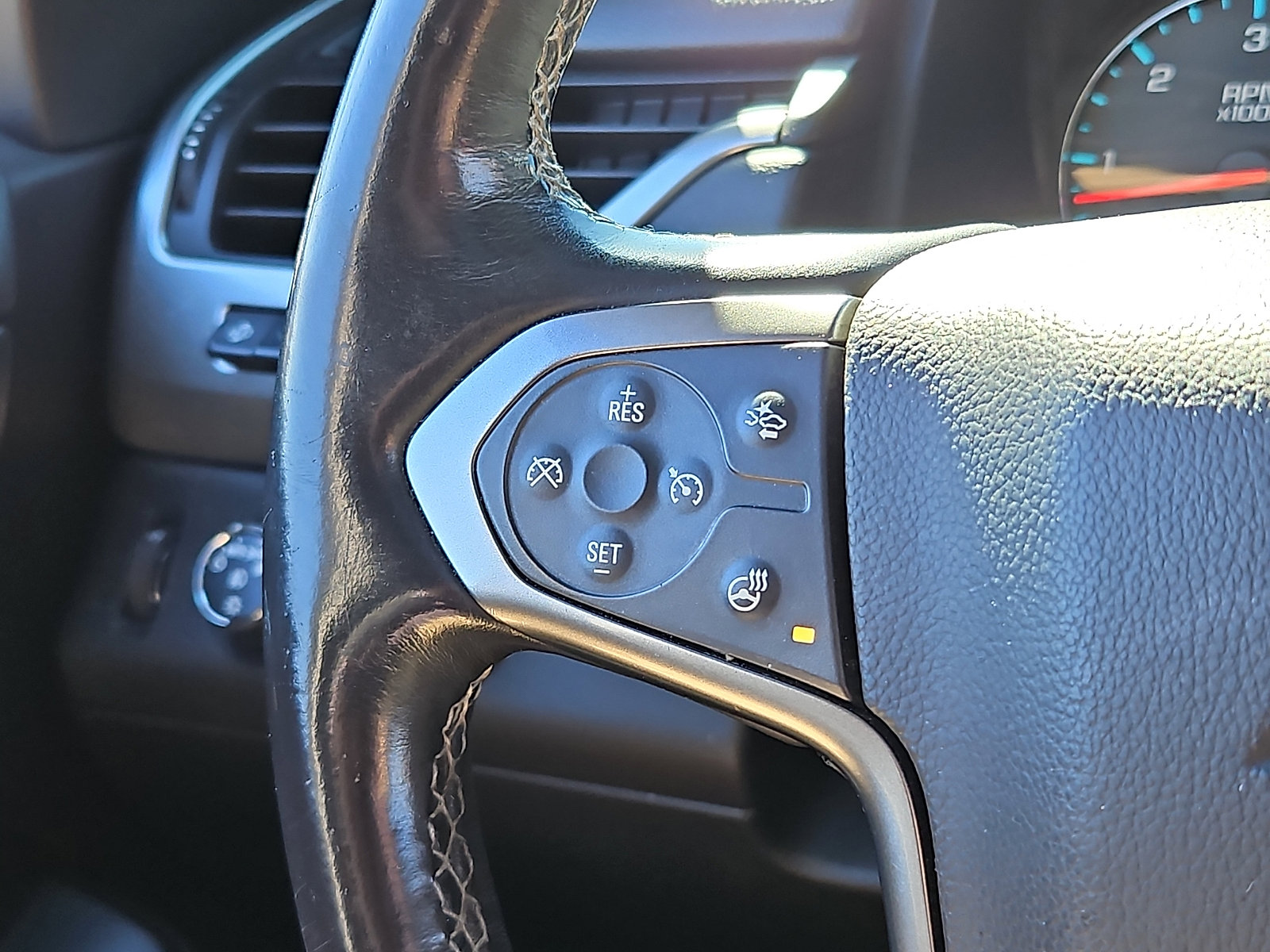 Used 2016 Chevrolet Tahoe LTZ image 20