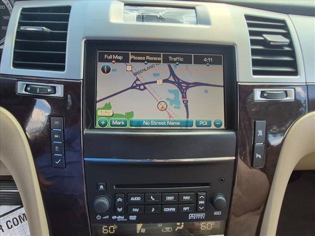 Used 2011 Cadillac Escalade 4WD Hybrid image 12