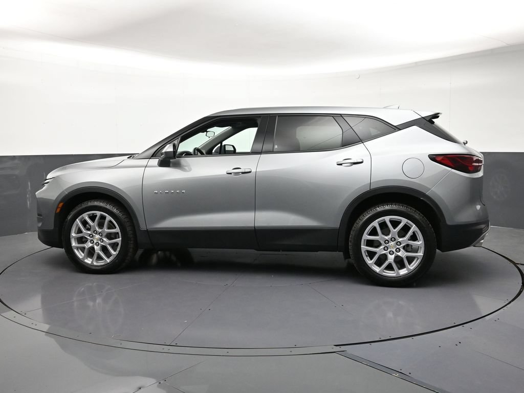 Certified 2023 Chevrolet Blazer LT AWD/4WD image 2