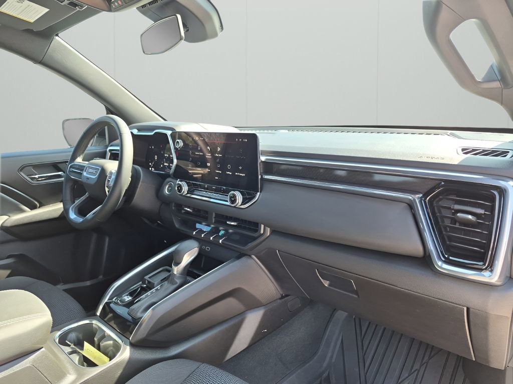 Used 2024 GMC Canyon Elevation image 14