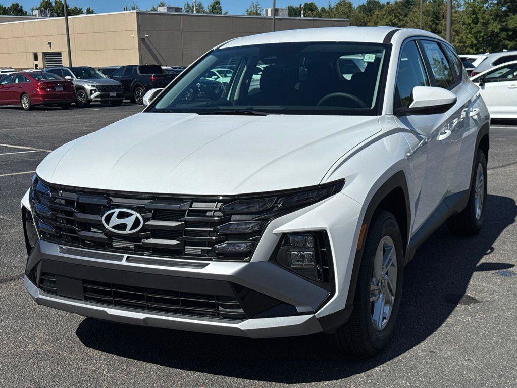 New 2026 Hyundai Tucson SE