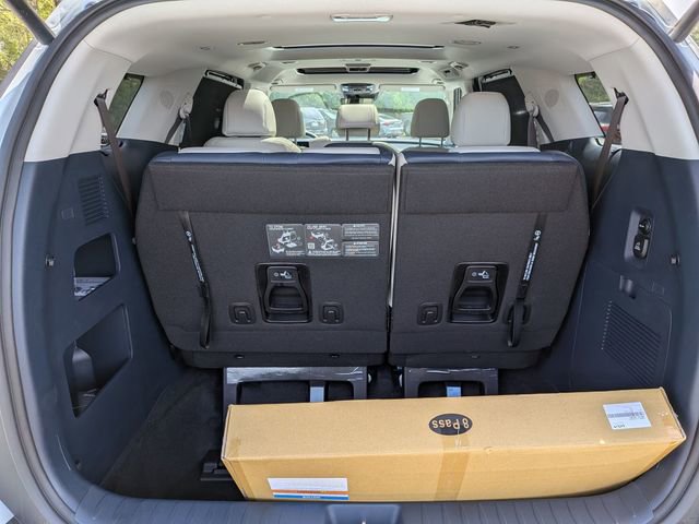 New 2026 Kia Carnival SX FWD image 23