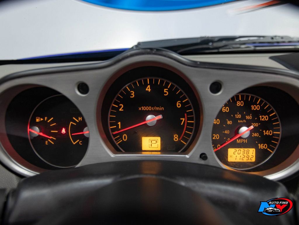 Used 2006 Nissan 350Z Touring RWD image 10