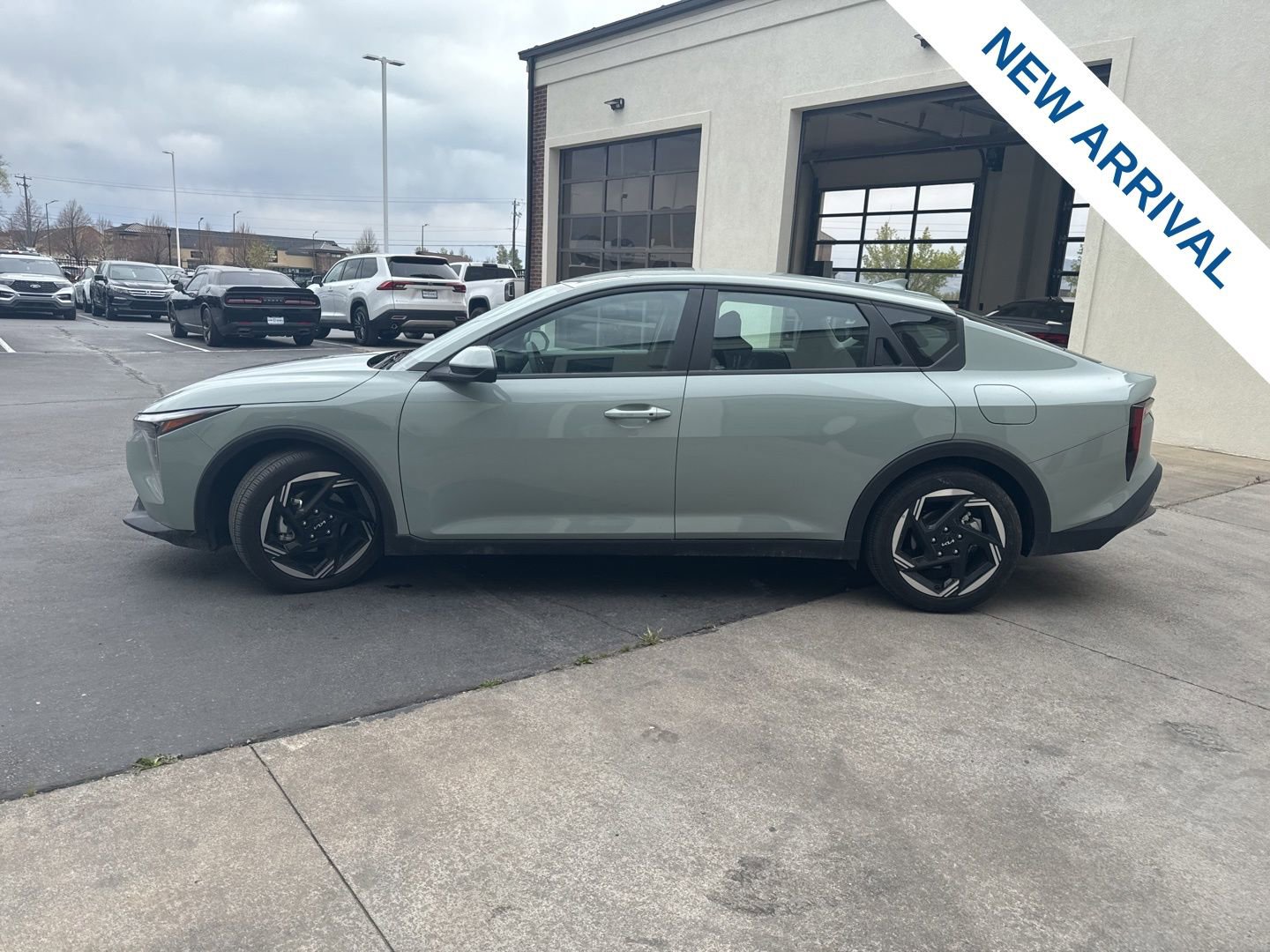 Used 2025 Kia K4 EX image 4