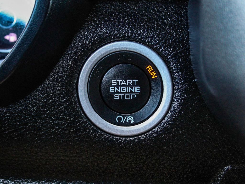 Used 2022 RAM 1500 Laramie w/ Night Edition AWD/4WD image 29