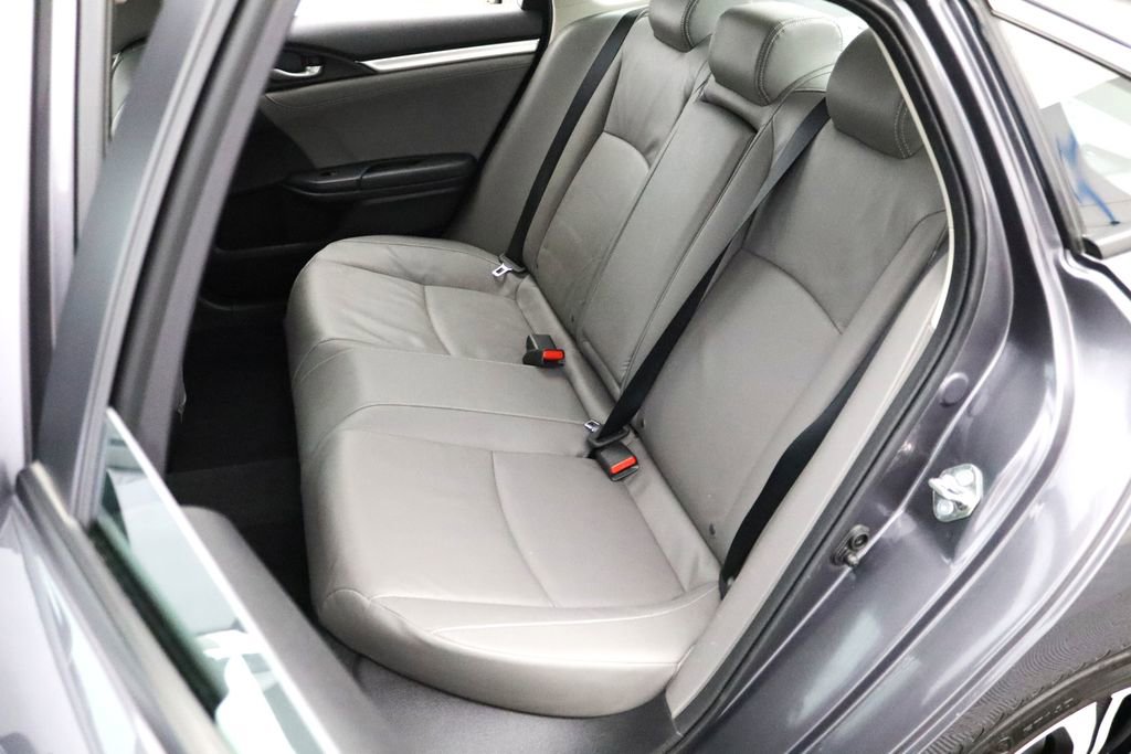 Used 2017 Honda Civic Touring image 10