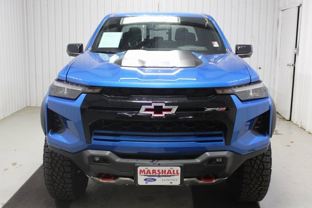 Used 2024 Chevrolet Colorado ZR2 w/ Technology Package image 2
