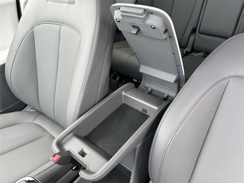 New 2025 Hyundai Ioniq 5 SEL image 18