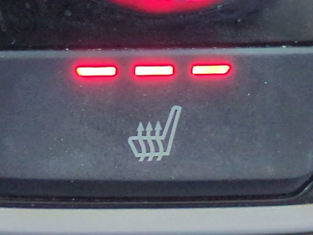 Used 2018 Honda CR-V Touring image 24