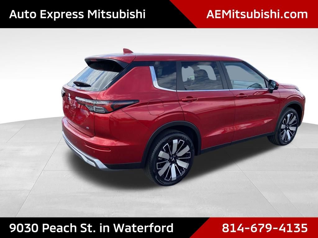 New 2026 Mitsubishi Outlander SE image 7