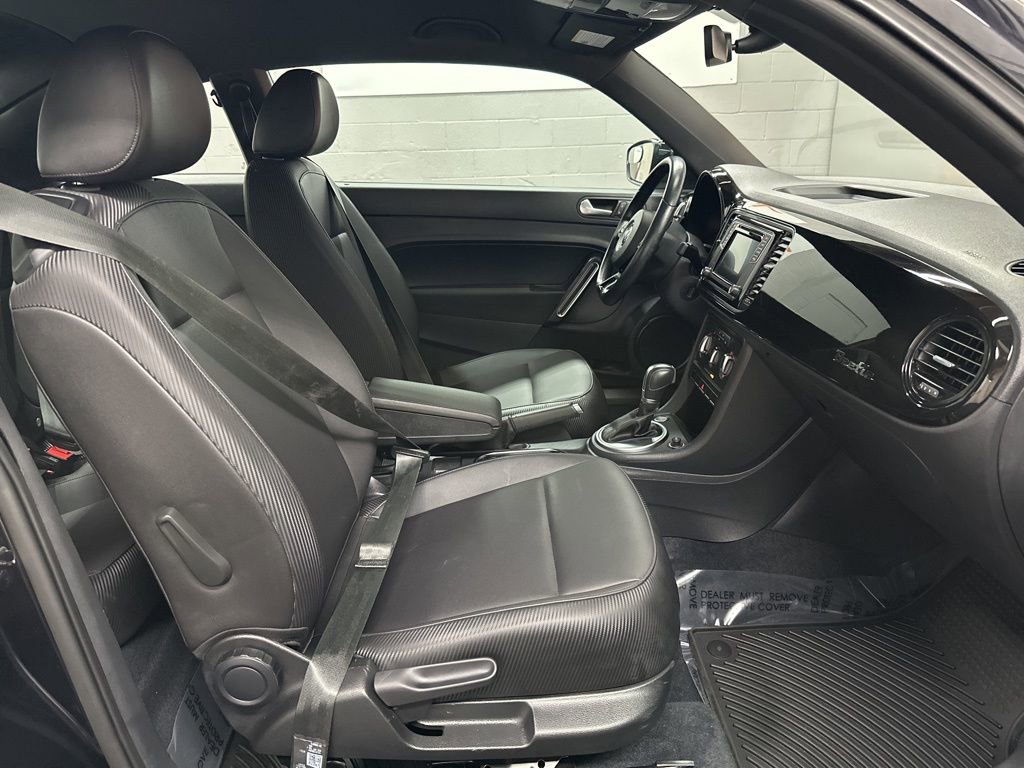 Used 2018 Volkswagen Beetle 2.0T SE image 20
