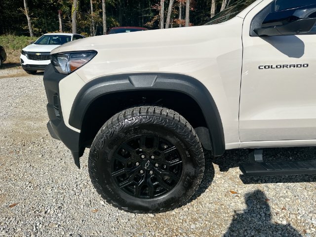 Used 2026 Chevrolet Colorado Trail Boss AWD/4WD image 44