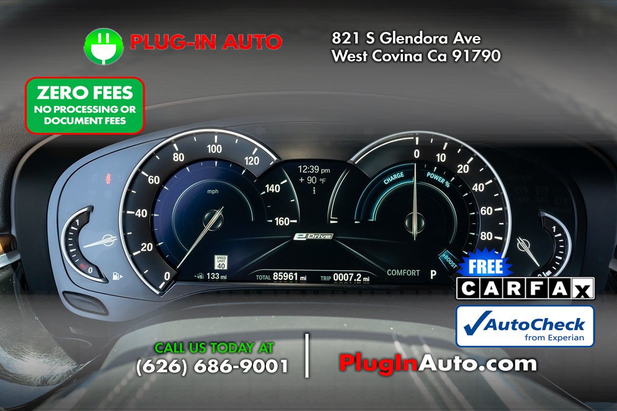 Used 2019 BMW 530e xDrive w/ Premium Package AWD/4WD image 22