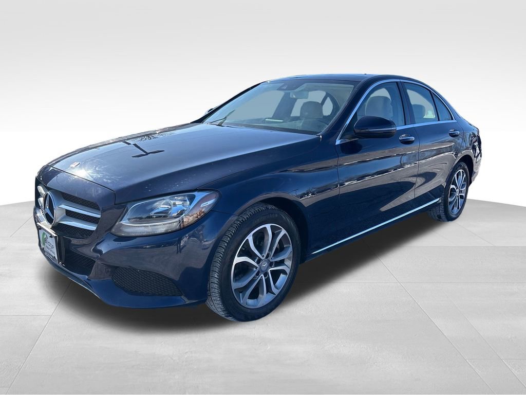 Used 2016 Mercedes-Benz C 300 4MATIC Sedan image 4