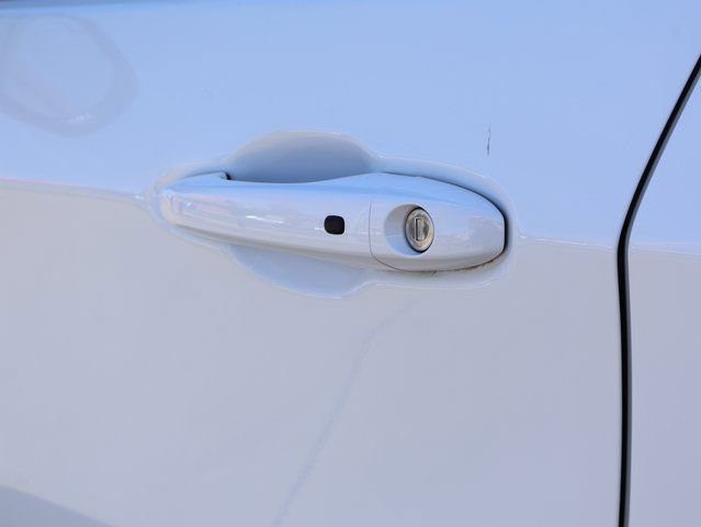 Used 2025 Jeep Compass Latitude w/ Sun & Sound Group image 22