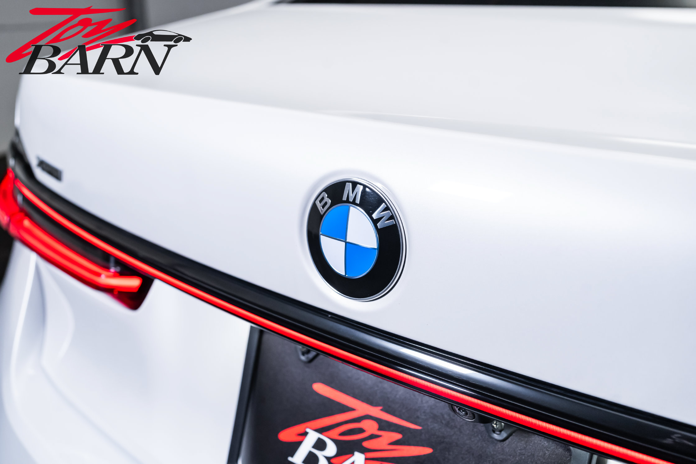 Used 2021 BMW 750i xDrive w/ Executive Package AWD/4WD image 11
