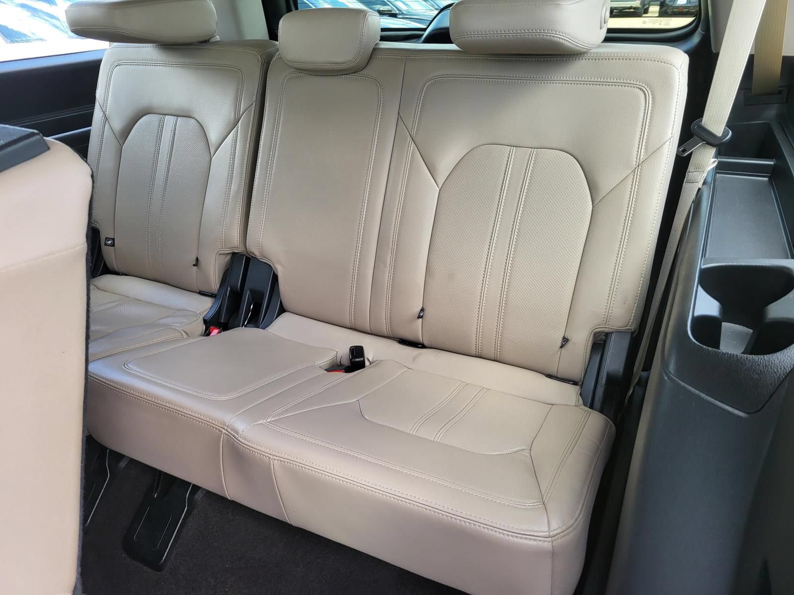 Used 2023 Ford Expedition Max Limited AWD/4WD image 16