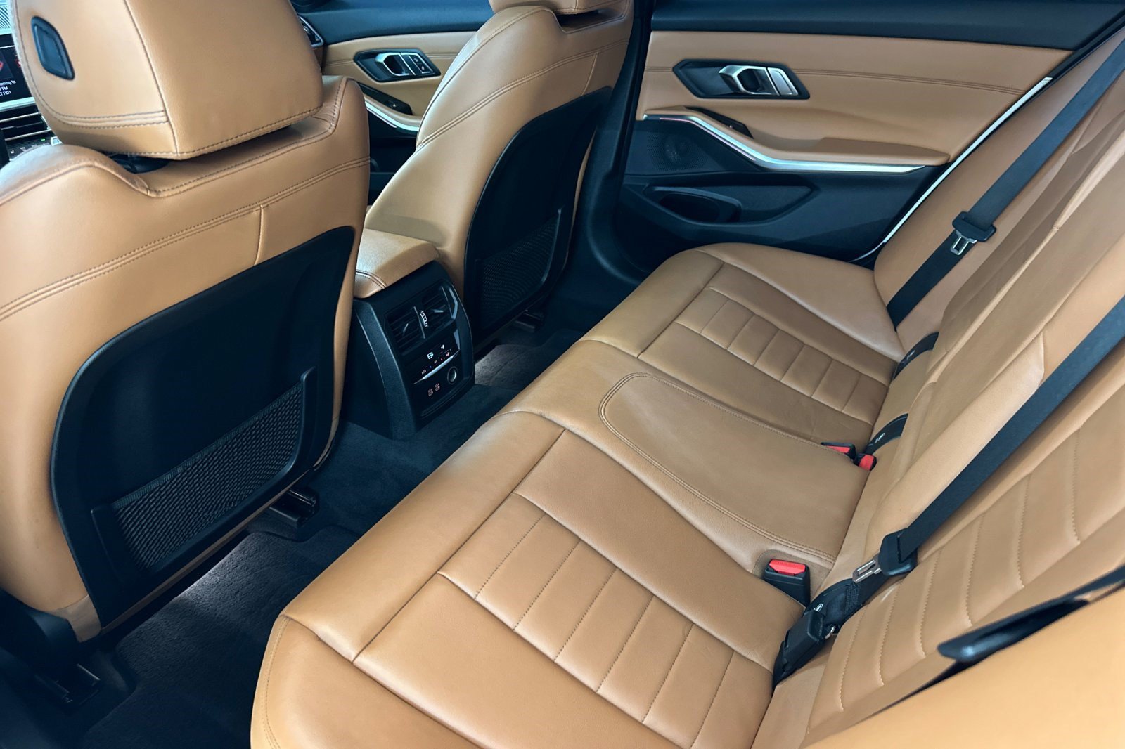 Used 2019 BMW 330i Sedan w/ Convenience Package RWD image 23