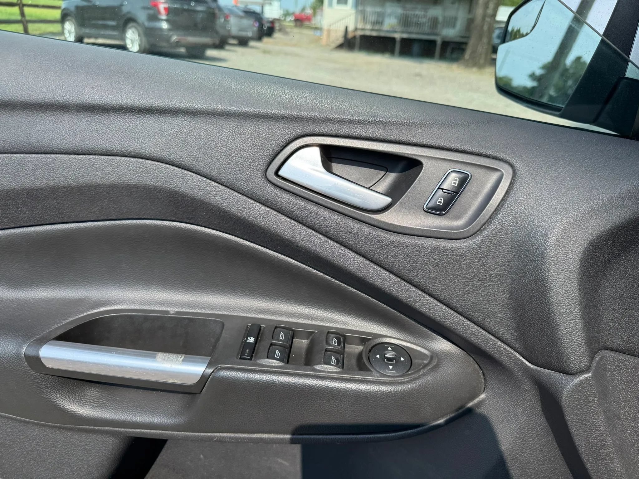 Used 2014 Ford Escape SE FWD image 14