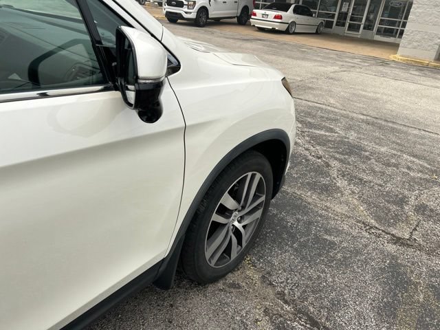 Used 2017 Honda Pilot Touring image 7