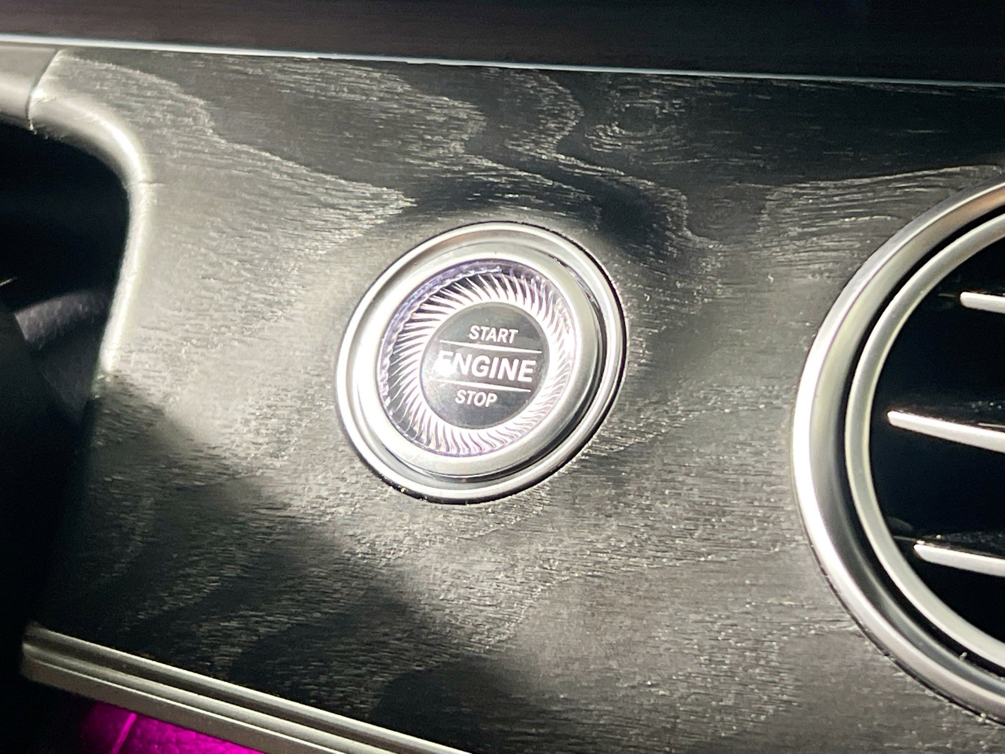 Used 2022 Mercedes-Benz E 350 Sedan image 24