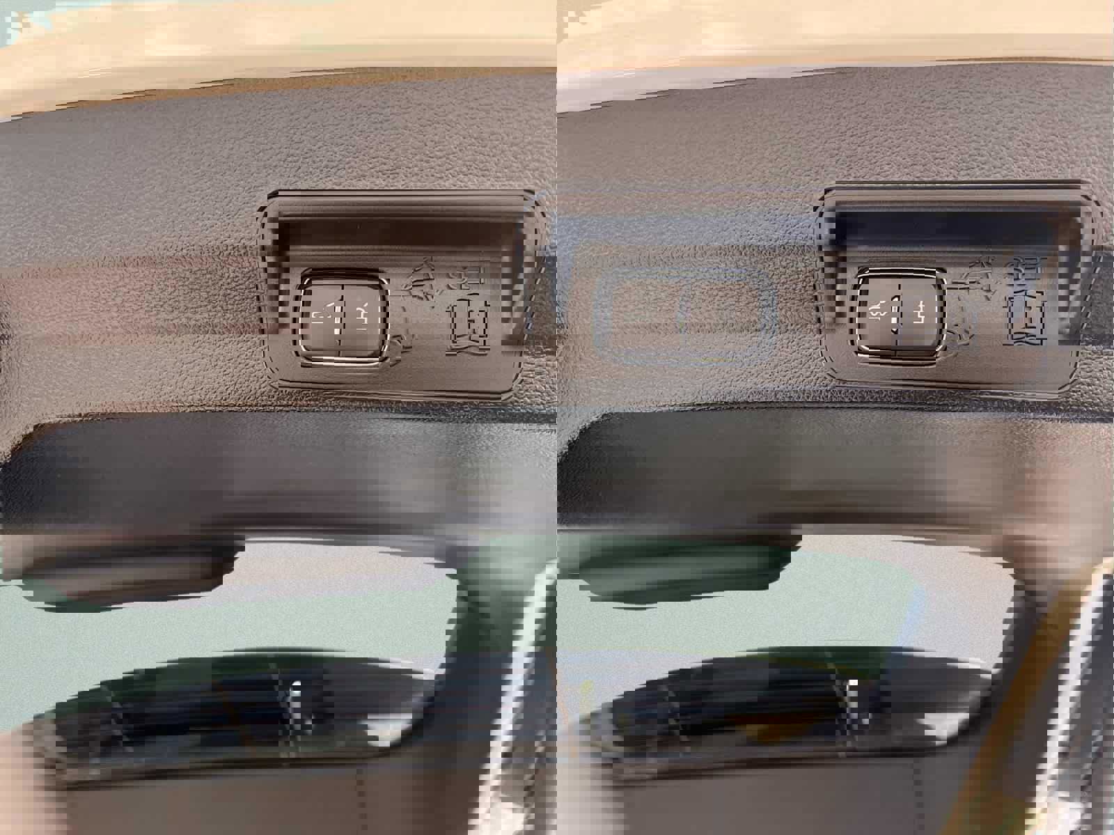 Used 2023 Ford Explorer ST w/ Equipment Group 401A image 27