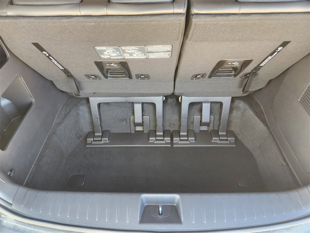 New 2026 Kia Carnival EX image 22