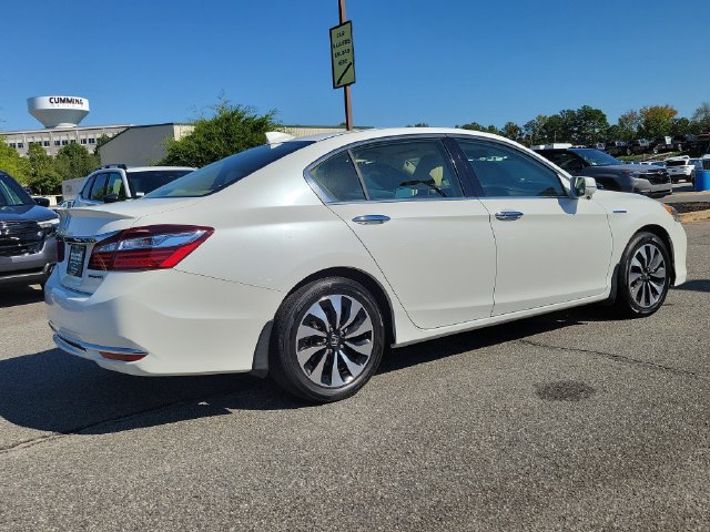 Used 2017 Honda Accord Hybrid Sedan image 6