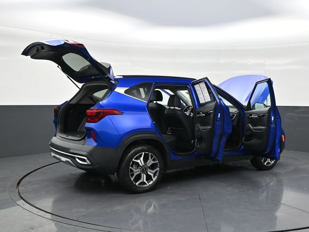 Used 2023 Kia Seltos EX AWD/4WD image 28