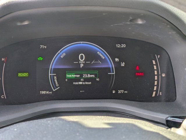 Used 2025 Toyota Camry LE image 13