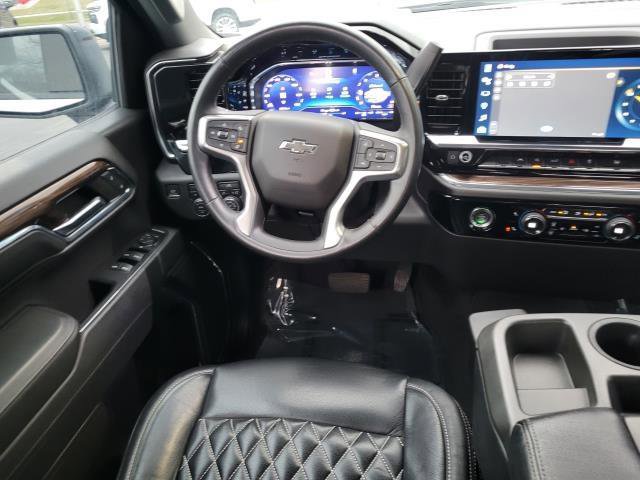 Used 2023 Chevrolet Silverado 1500 RST w/ LPO, Dark Essentials Package image 15